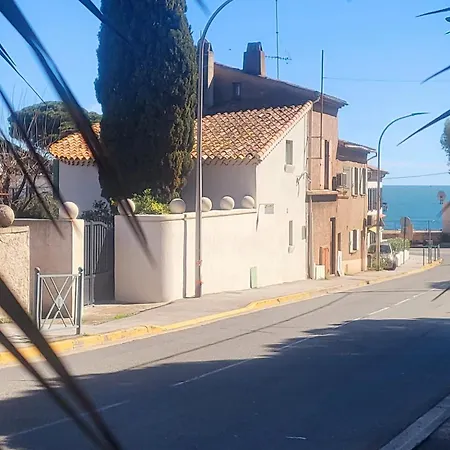 Maison Fruitier With Pool At 15m From The In Sainte-Maxime