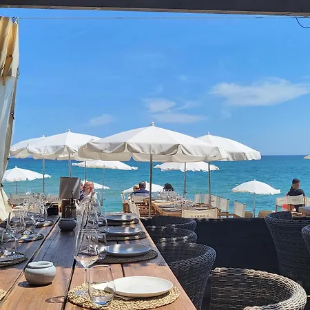 Fruitier, Sunny Pool Near The Sea & Beach, Domaine L'oiseau Bleu * Сент-Максім