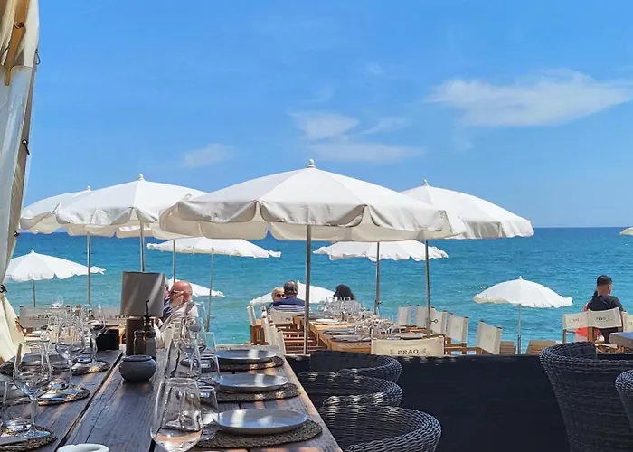 Fruitier, Sunny Pool Near The Sea & Beach, Domaine L'oiseau Bleu * Sainte-Maxime